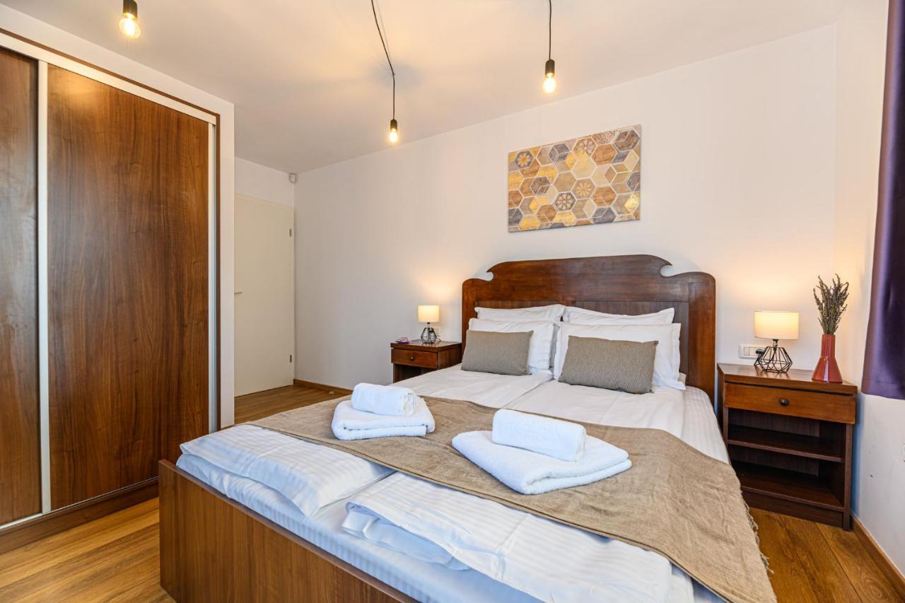 Sun Villas Accommodation Брашов Экстерьер фото