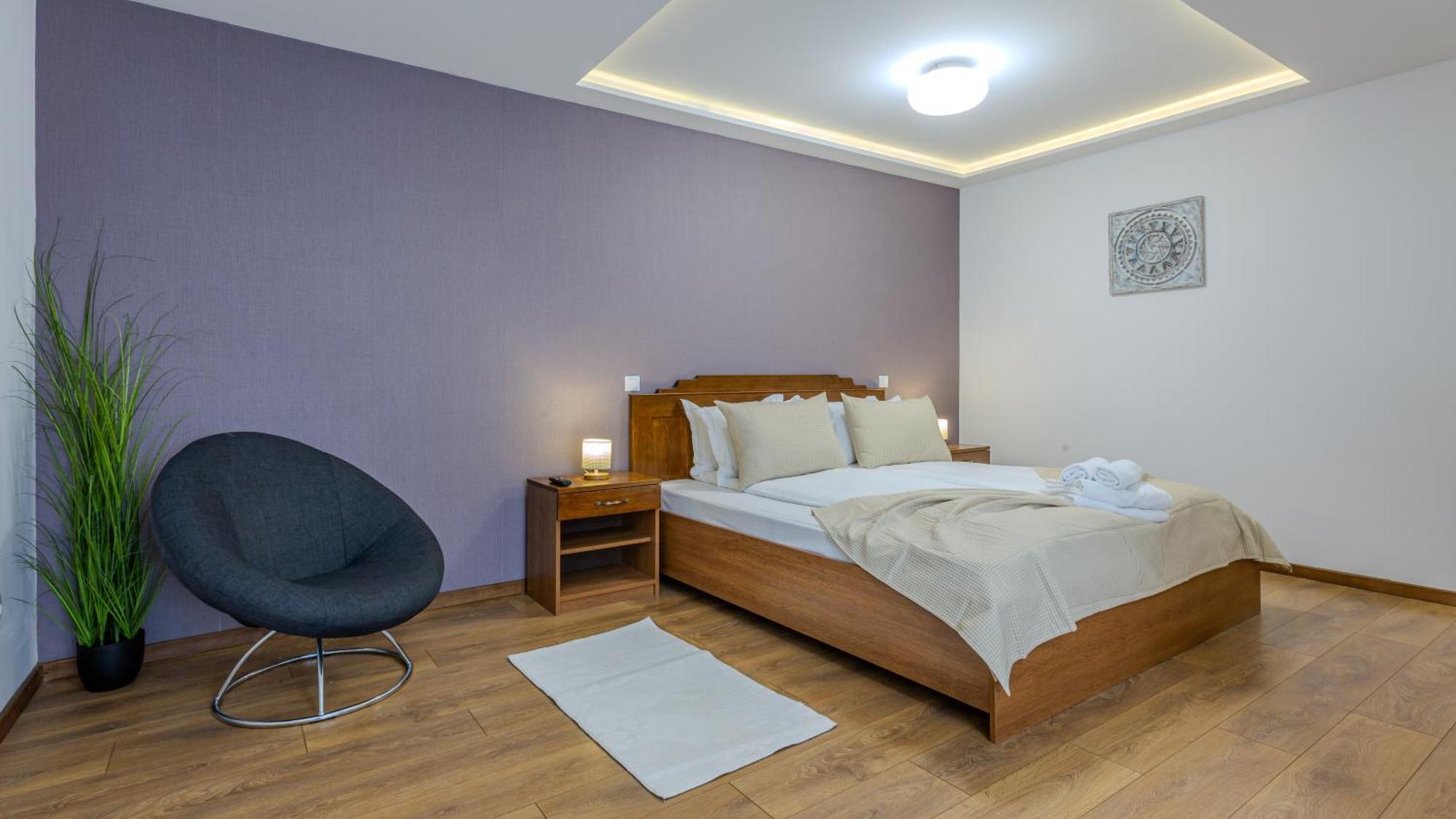 Sun Villas Accommodation Брашов Экстерьер фото